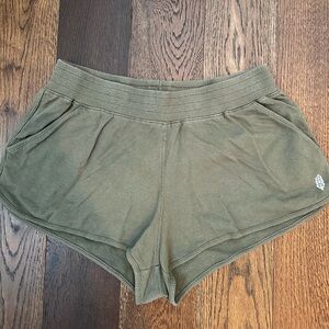 FREE PEOPLE OLIVE GREEN SHORTS WITH POCKETS